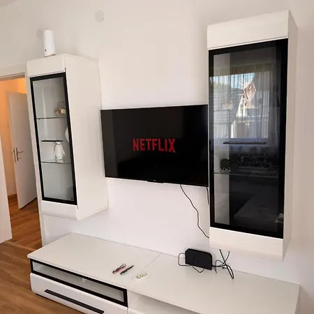 Premium Jr - Modern Design & Free Parking Appartement